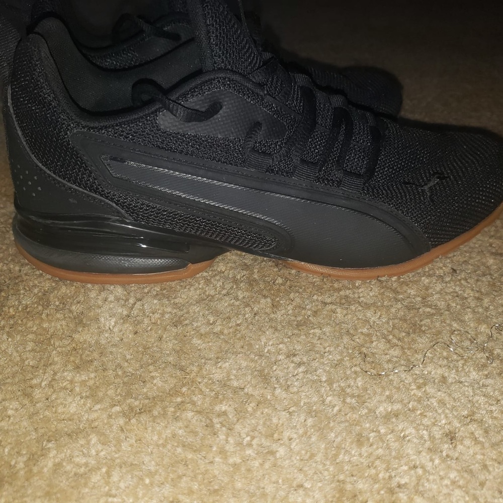 Man’s shoes